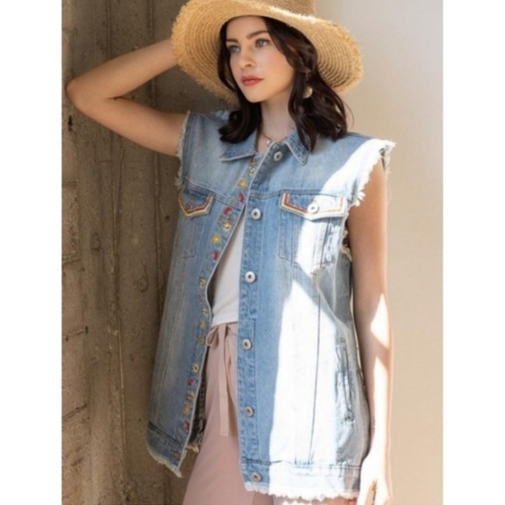 POL Sleeveless Embroidered Denim Vest BRAND NEW